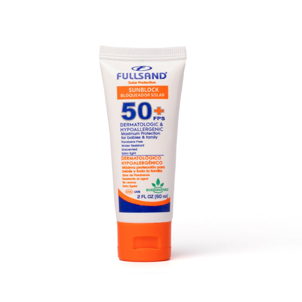 Protege tu piel con nuestro poderoso protector solar FPS50+ Disfruta del sol con seguridad usando nuestra crema solar de amplio espectro